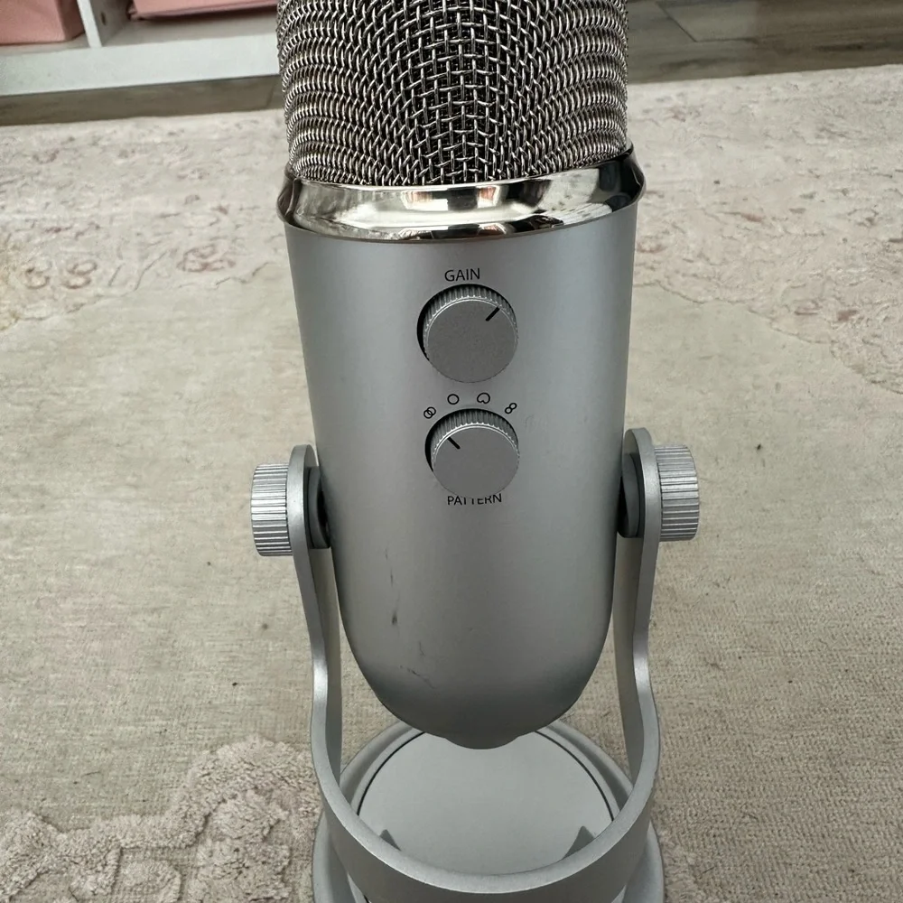 Yeti Silver USB Microphone